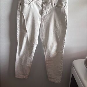 LOFT women’s white modern skinny jeans